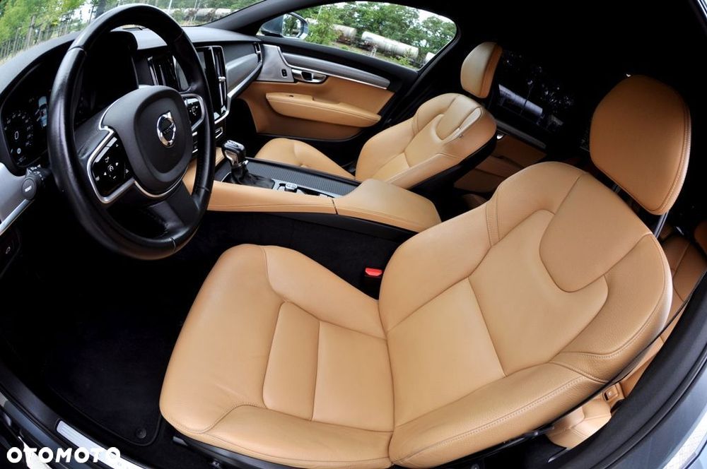 Volvo V90 D4 Geartronic Momentum - 6