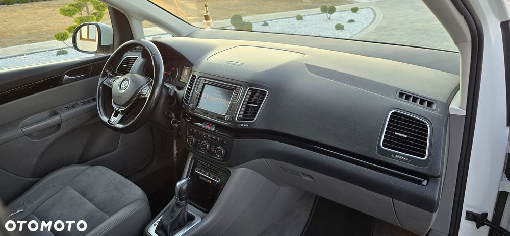 Volkswagen Sharan 2.0 TDI DSG (BlueMotion Technology) Highline - 15