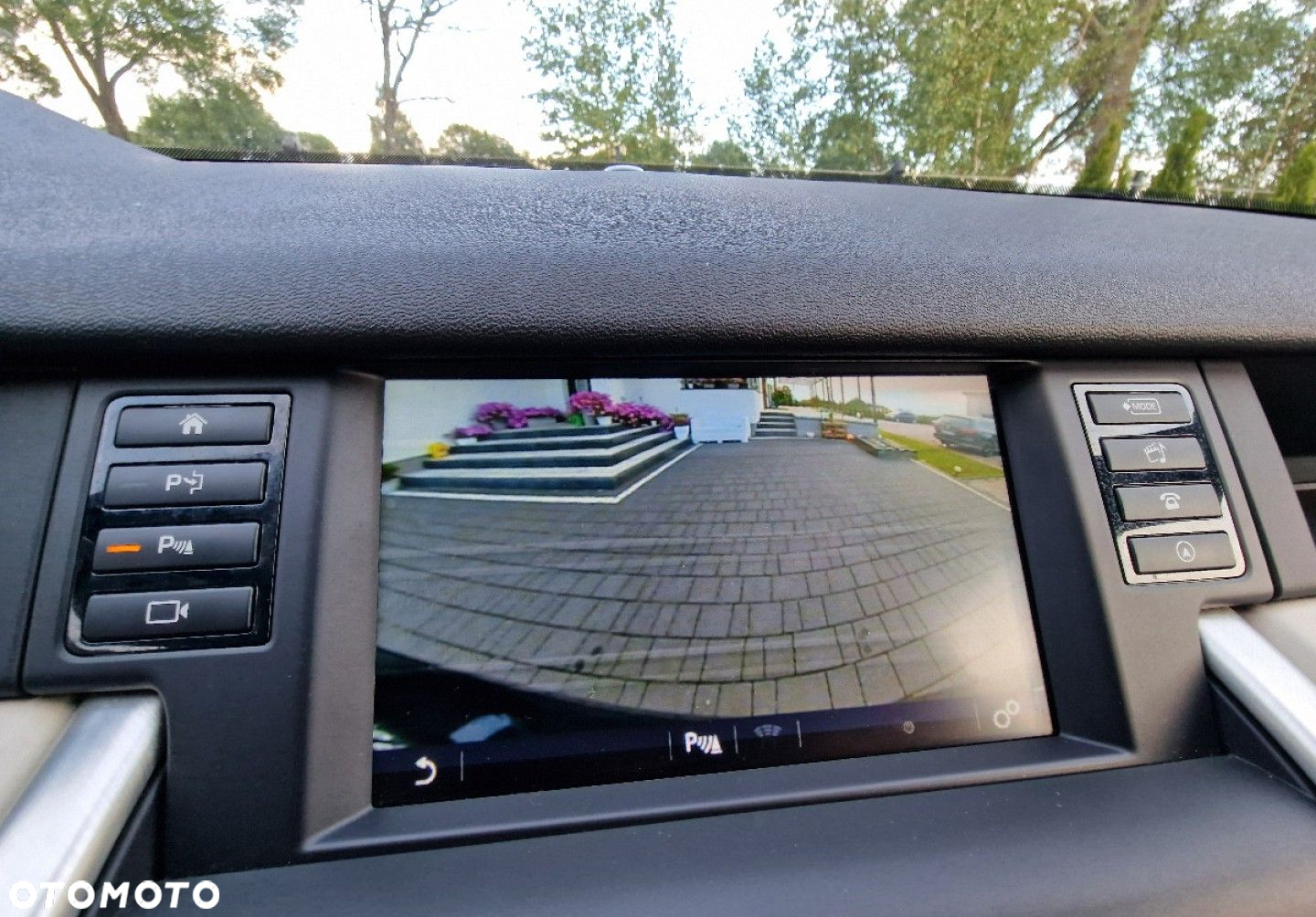 Land Rover Discovery Sport - 29