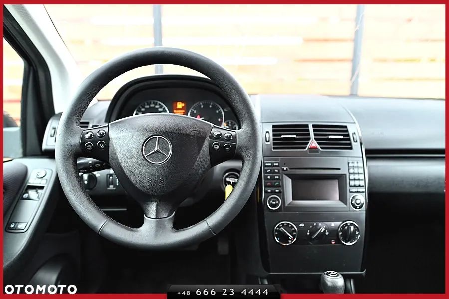 Mercedes-Benz Klasa A 160 Autotronic Elegance - 18