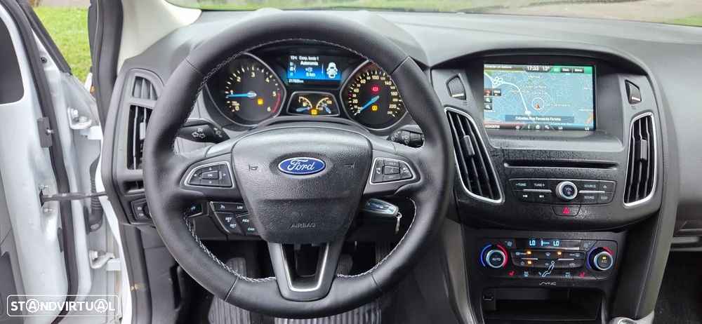 Ford Focus SW 1.5 TDCi Titanium ECOnetic - 29