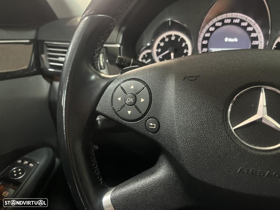 Mercedes-Benz E 250 CDi Avantgarde BlueEfficiency Auto. - 19