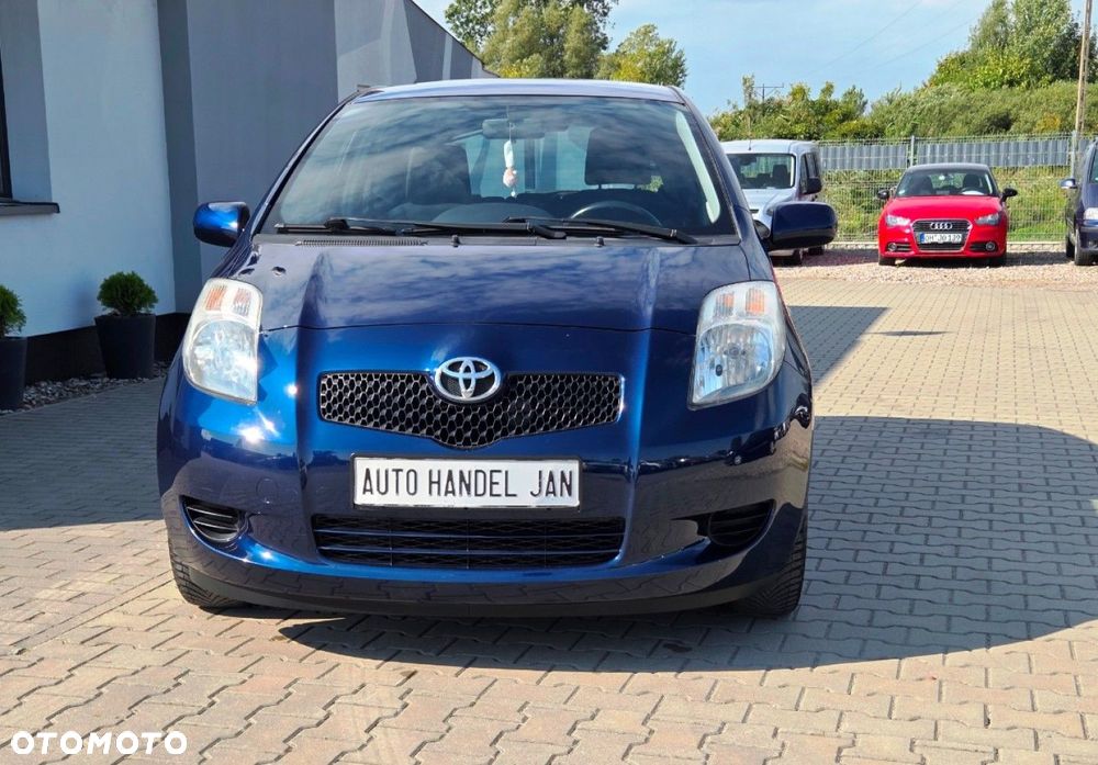 Toyota Yaris - 2
