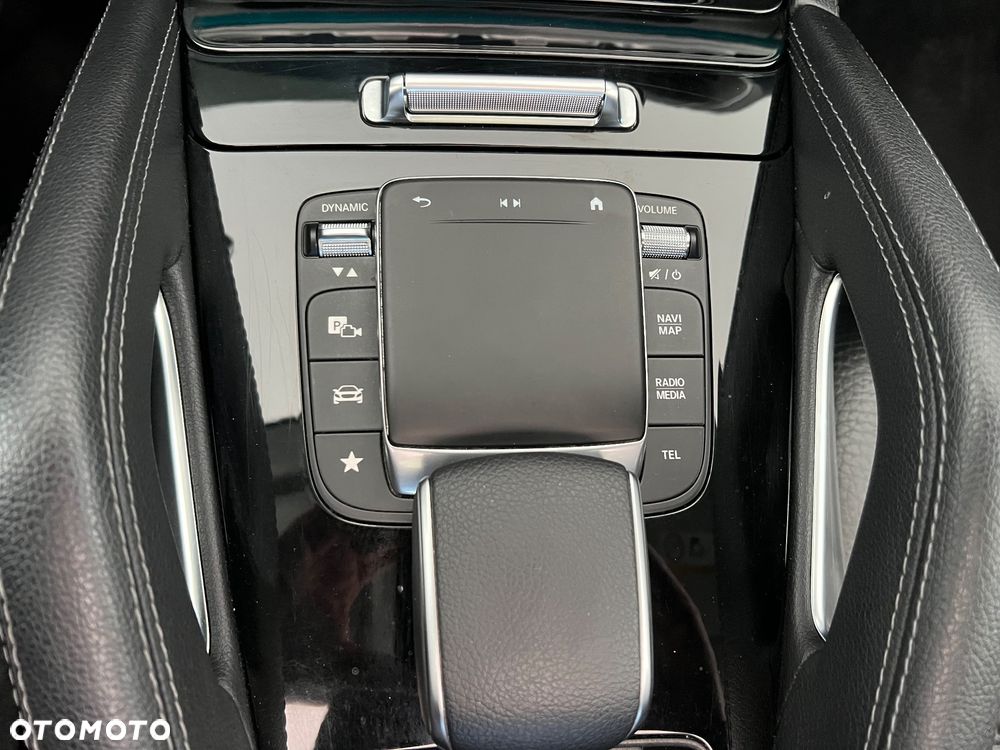 Mercedes-Benz GLE 300 d 4Matic 9G-TRONIC AMG Line - 36