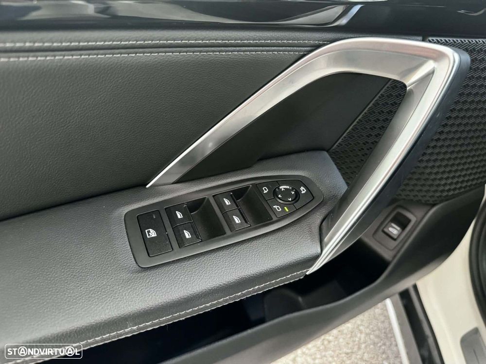 BMW X1 18 d sDrive Auto - 22