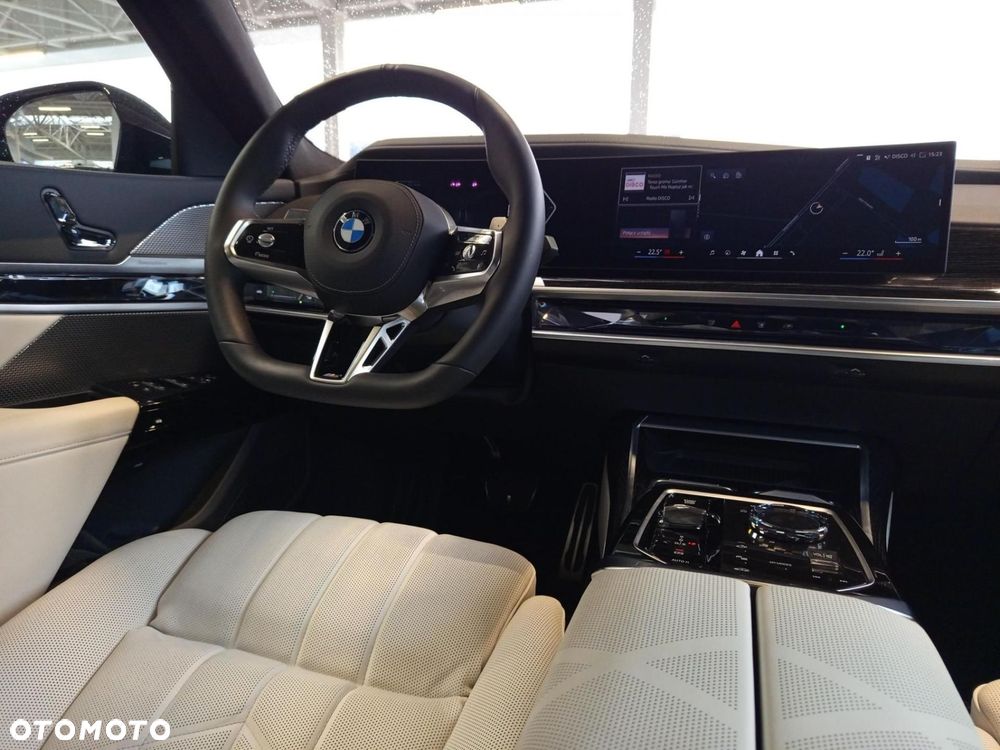 BMW Seria 7 - 14