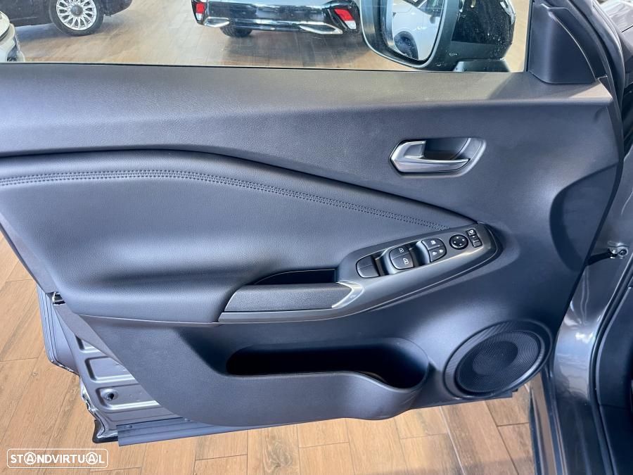 Nissan Juke 1.0 DIG-T N-Connecta NAV.+TwoTone NC - 25