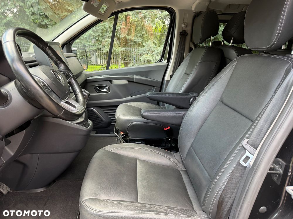 Renault Trafic - 13