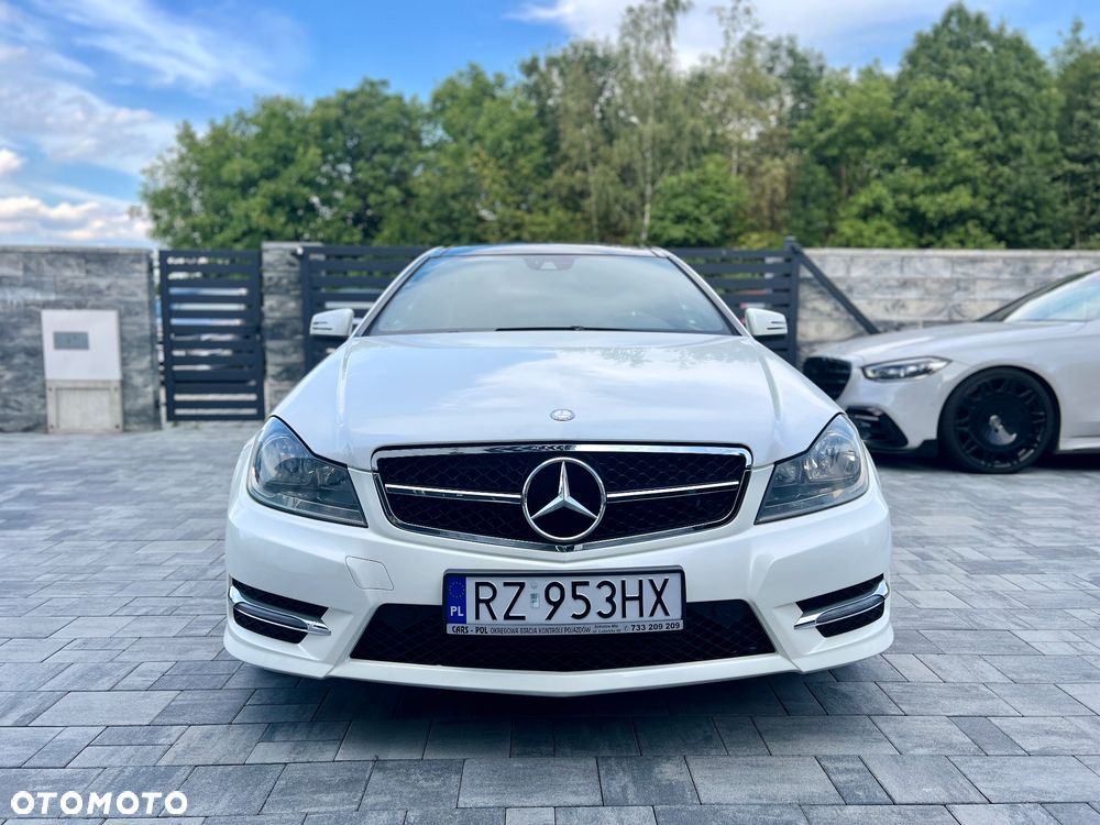 Mercedes-Benz Klasa C 250 7G-TRONIC Edition - 10