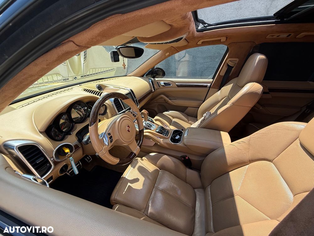 Porsche Cayenne - 20