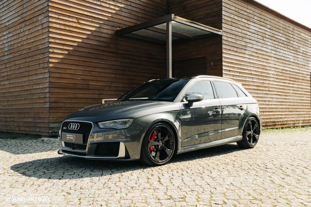 Audi RS3 Sportback 2.5 TFSI quattro S tronic - 2