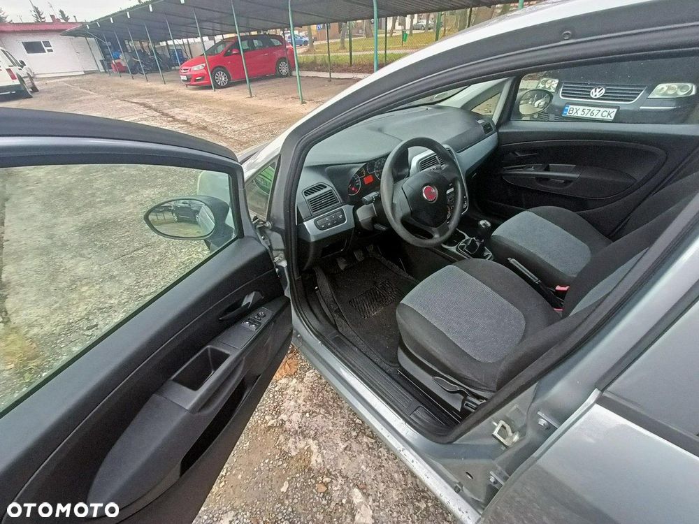 Fiat Grande Punto - 37