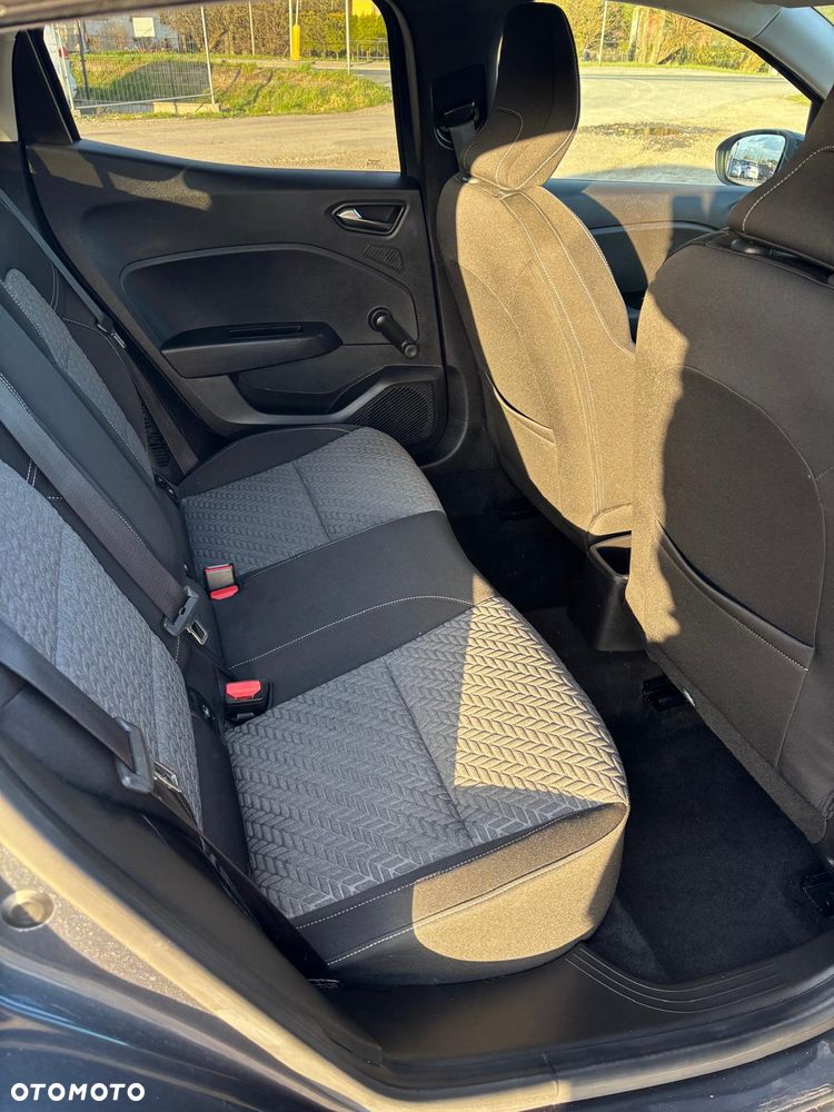 Renault Clio E-TECH 140 BUSINESS EDITION - 11