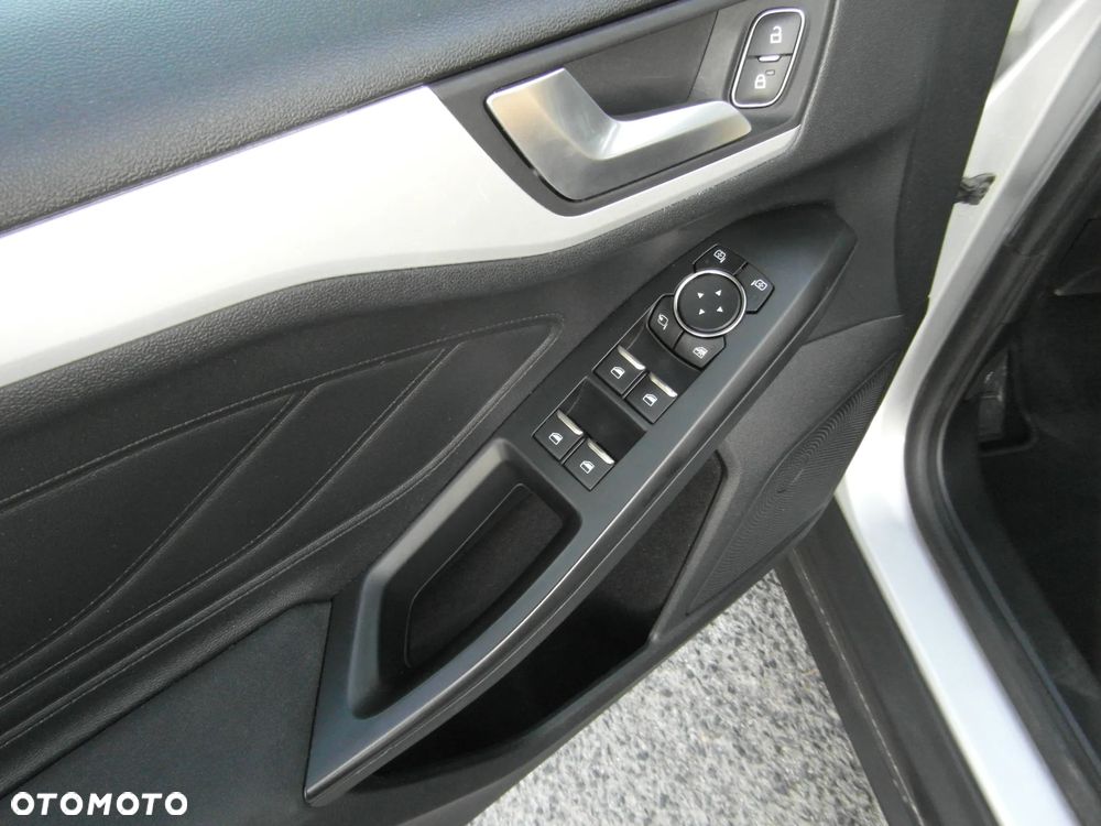 Ford Focus 1.5 EcoBlue Start-Stopp-System COOL&CONNECT - 15