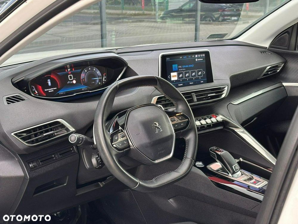 Peugeot 3008 1.2 PureTech Active S&S EAT6 - 10