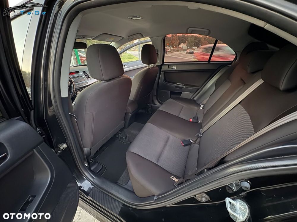 Mitsubishi Lancer 1.8 Clear Tec CVT Plus - 20