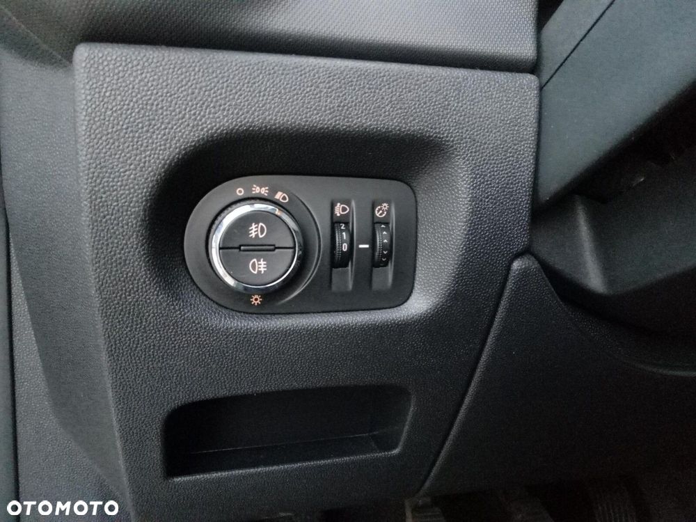 Opel Corsa - 16