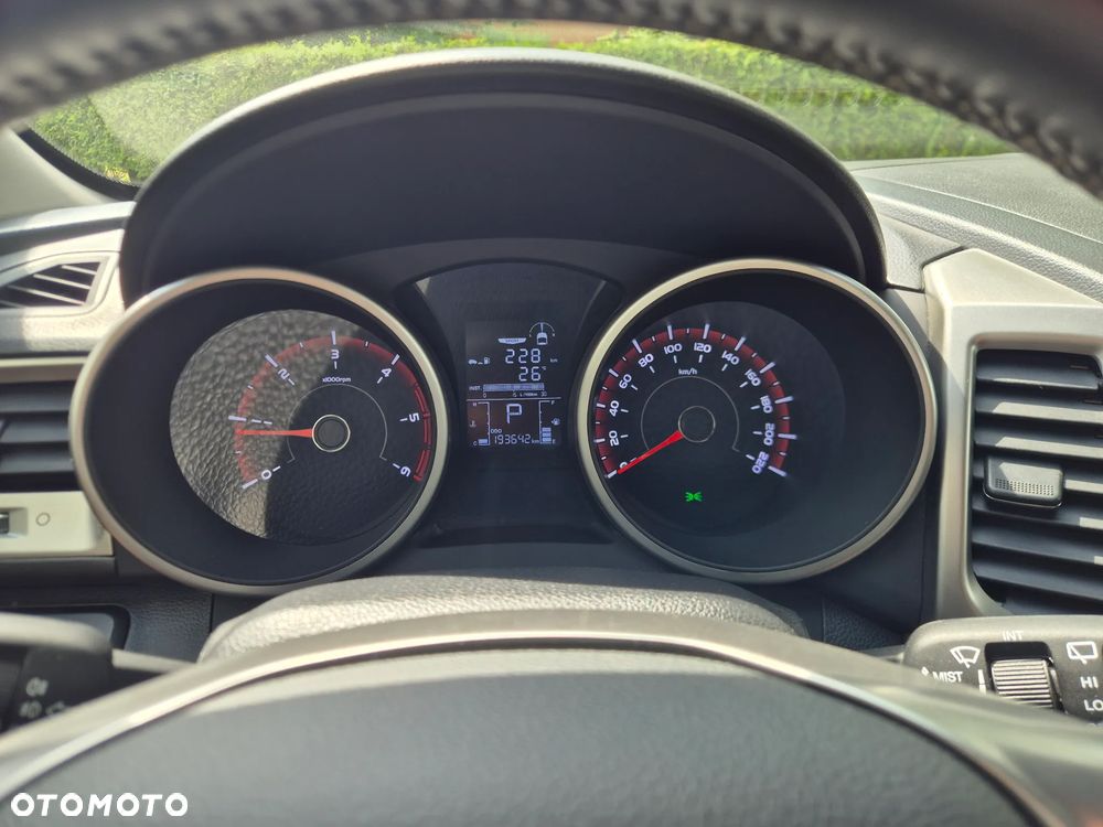SsangYong/KGM Tivoli 1.6 D Quartz 4x4 - 11