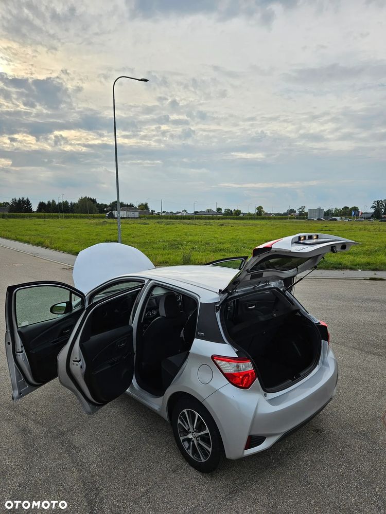 Toyota Yaris 1.33 Selection Pure - 28