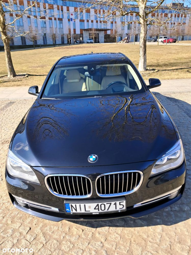 BMW Seria 7 740d - 5