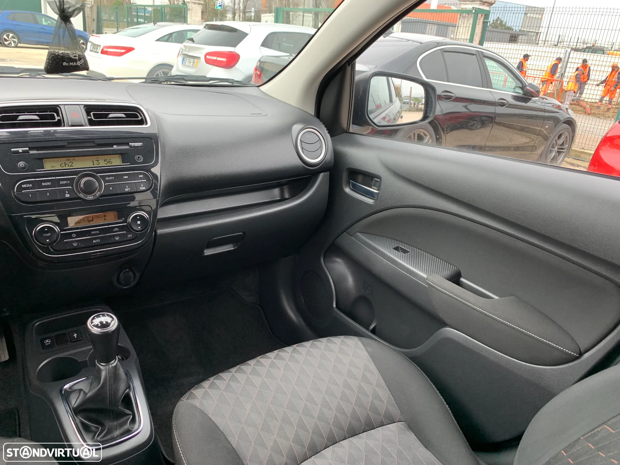 Mitsubishi Space Star 1.2 Intense Connect Edition - 12