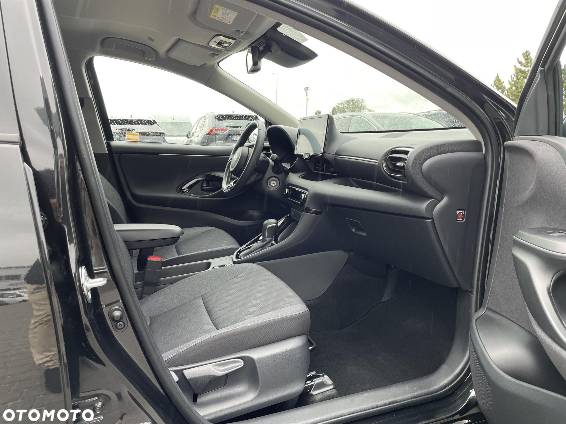 Toyota Yaris Hybrid 1.5 Style - 10