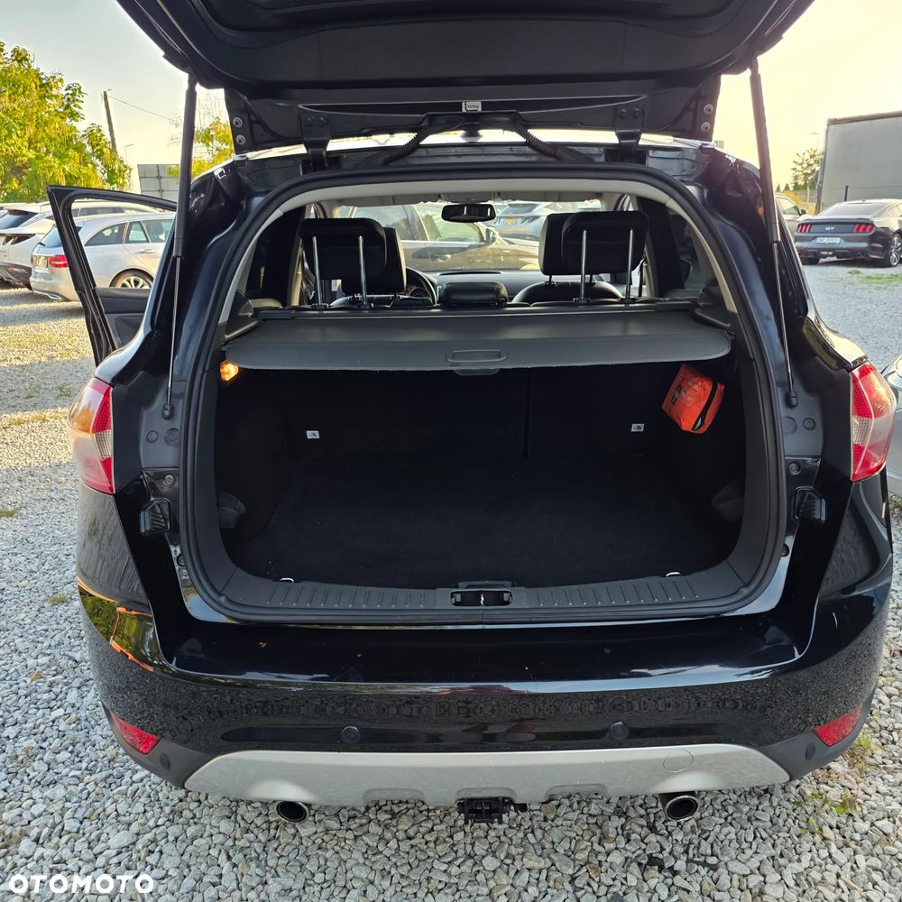 Ford Kuga 2.0 TDCi 4x4 Titanium - 23