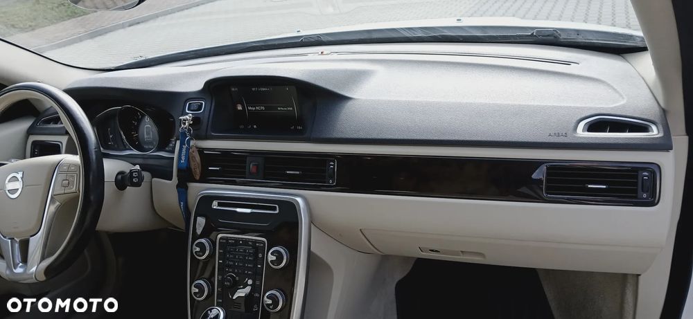 Volvo XC 70 - 27