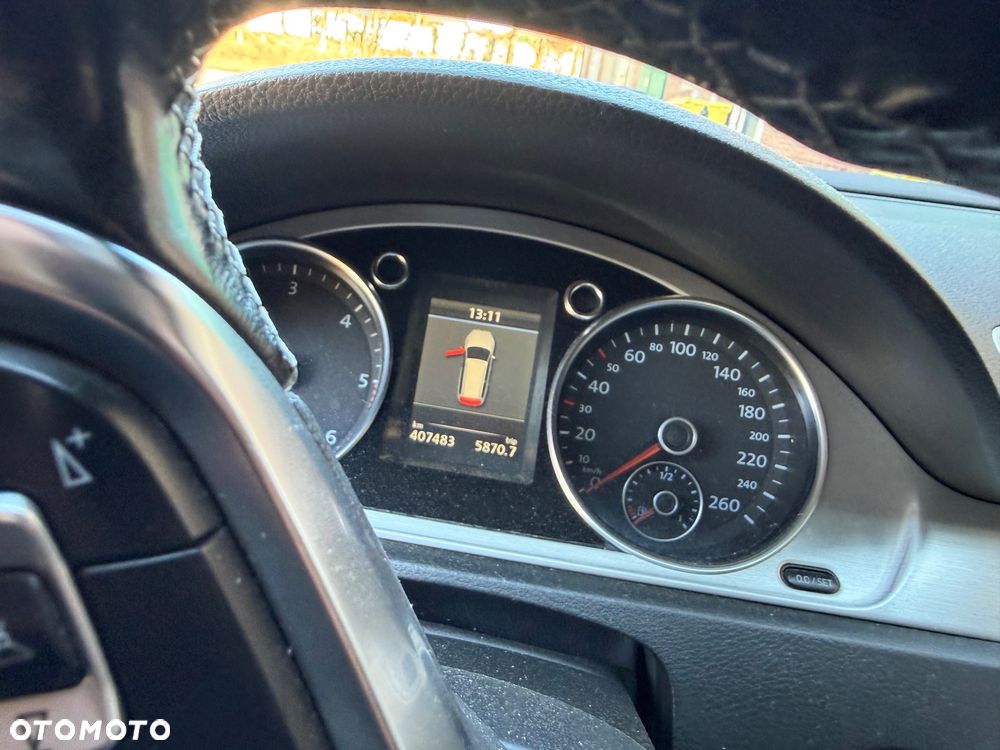 Volkswagen Passat 2.0 TDI DPF 4Mot Highline - 12