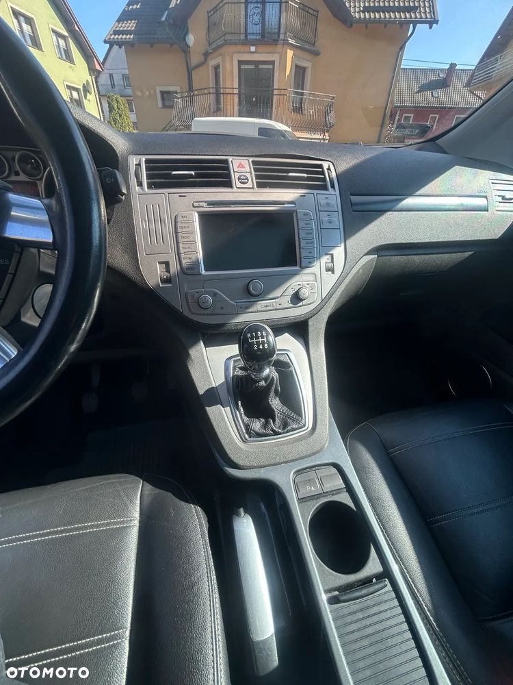 Ford Kuga 2.0 TDCi 4x4 Titanium - 13