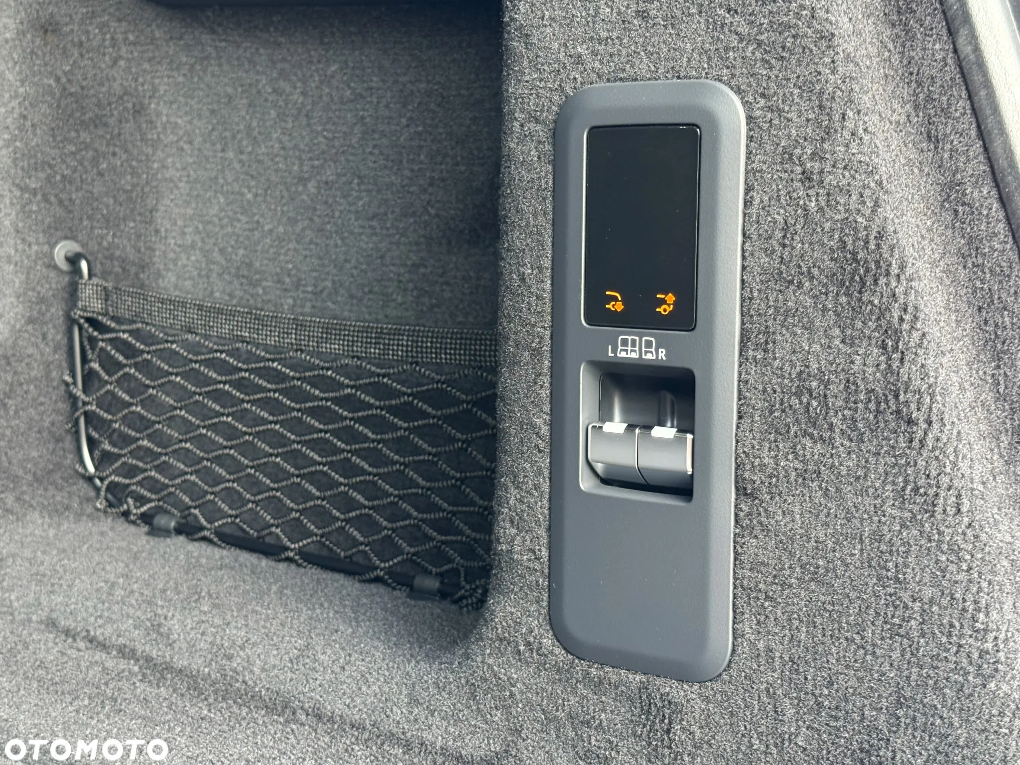 Land Rover Range Rover Sport D300 Dynamic SE - 15