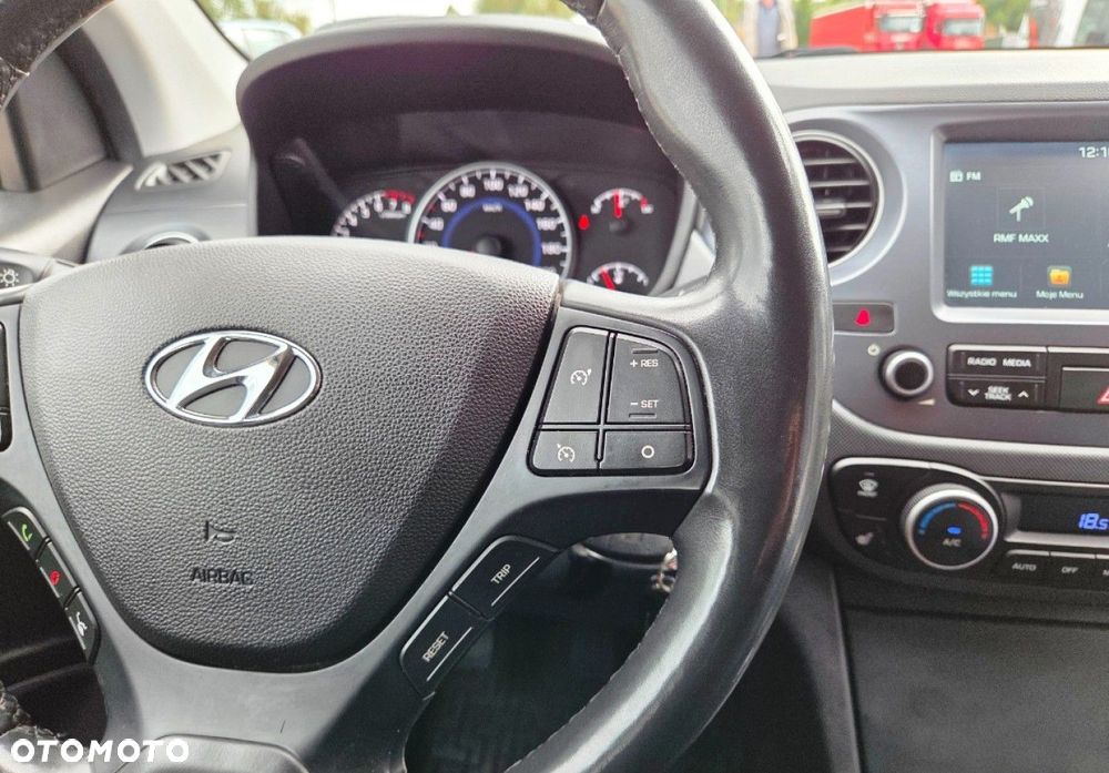 Hyundai i10 - 12