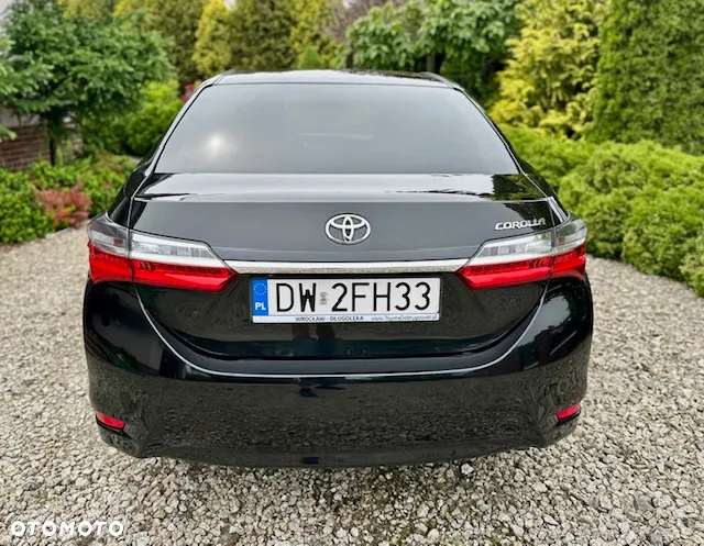 Toyota Corolla - 5