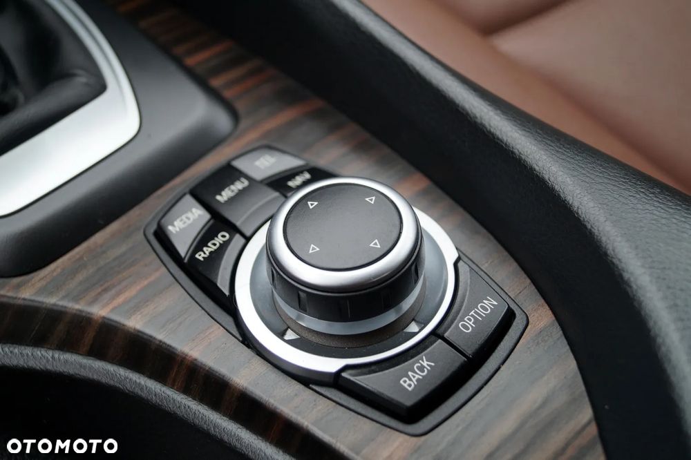 BMW X1 xDrive25d xLine - 33