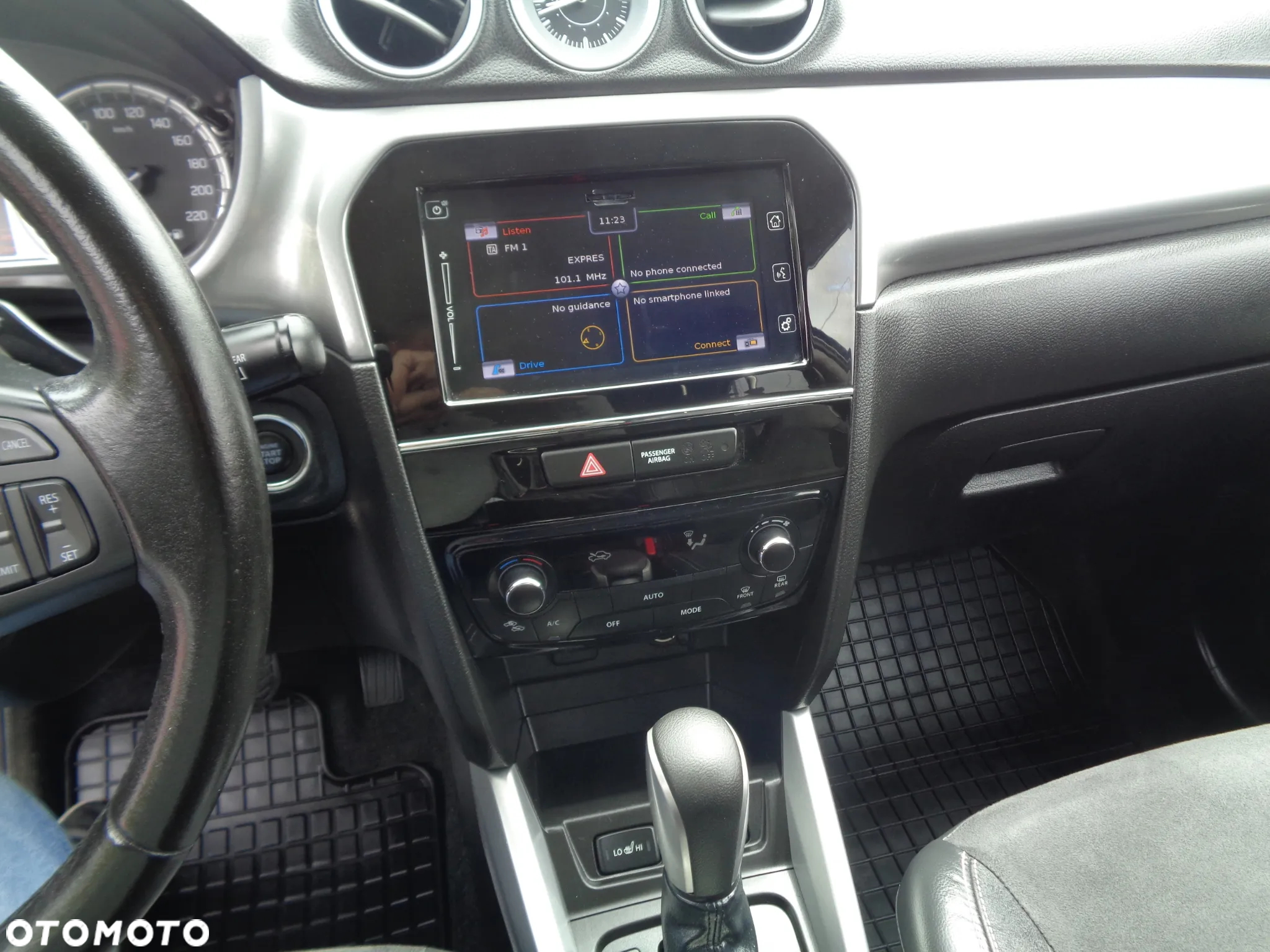 Suzuki Vitara 1.6 Comfort 4WD - 11