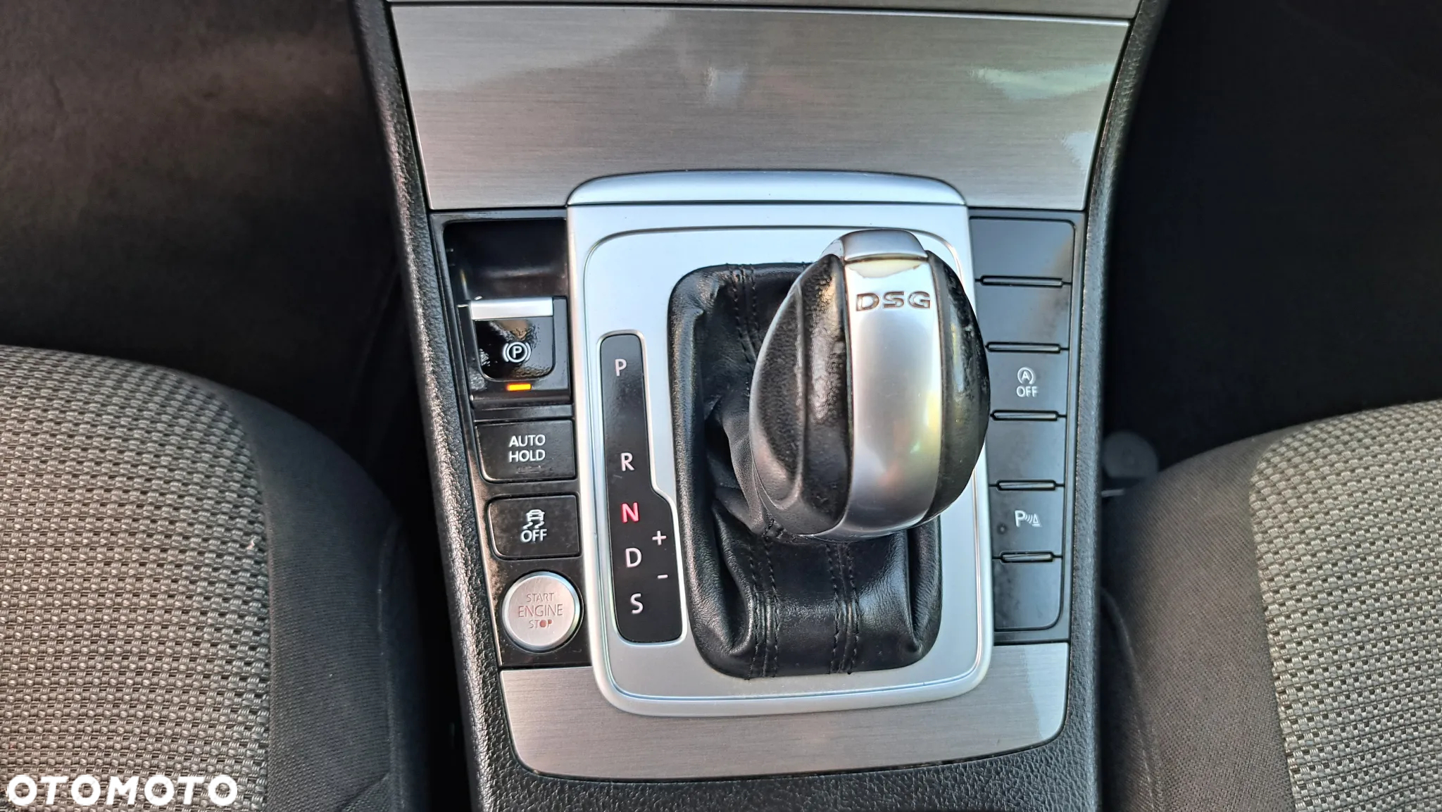 Volkswagen Passat 2.0 TDI Highline DSG - 13