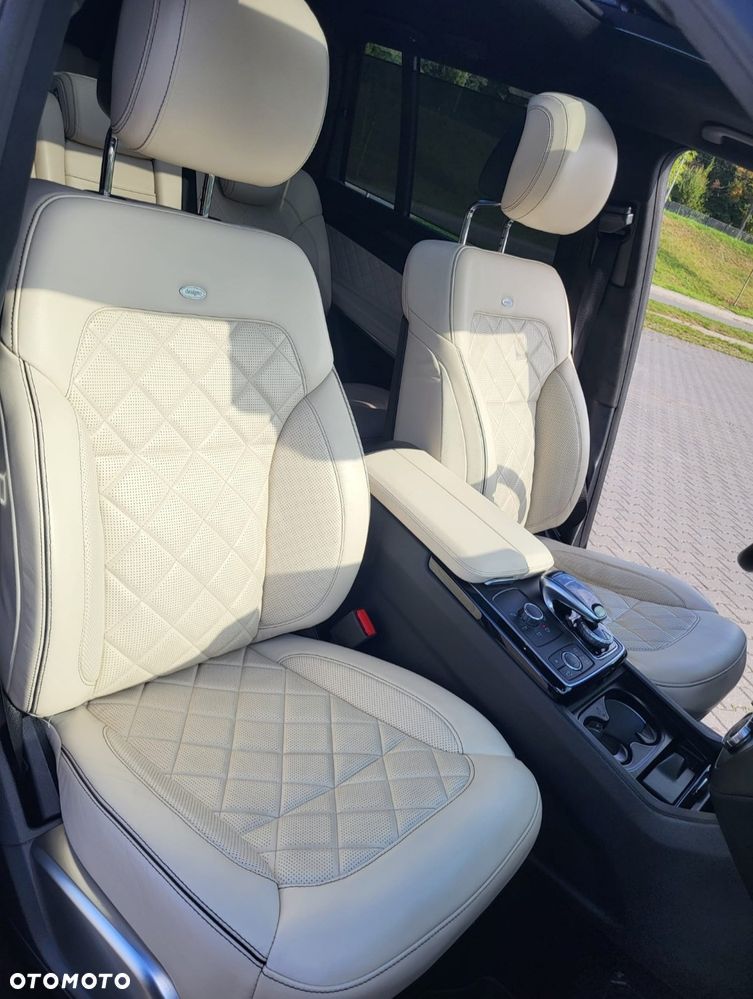 Mercedes-Benz GLS - 18
