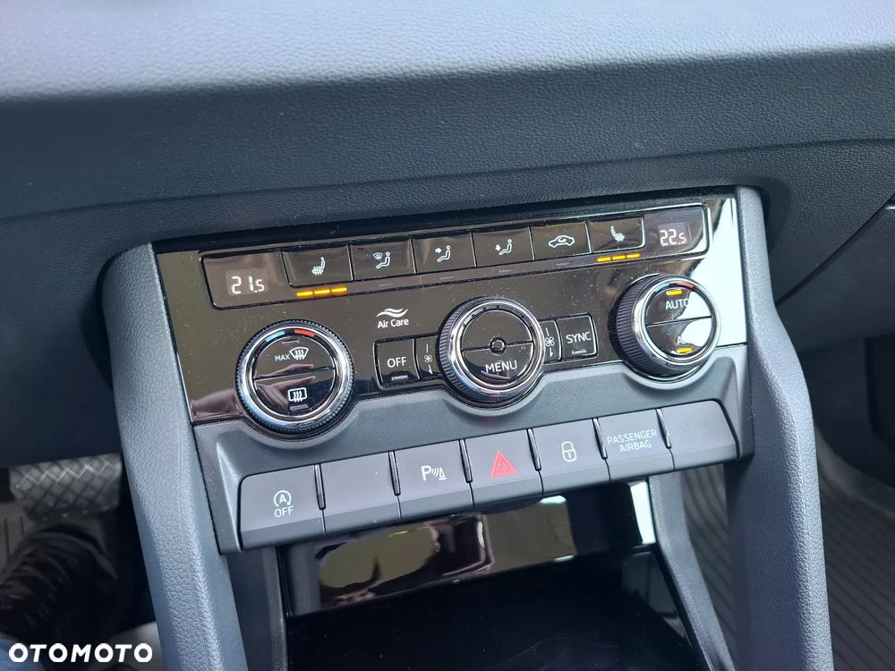 Skoda Karoq 1.5 TSI ACT Selection DSG - 26