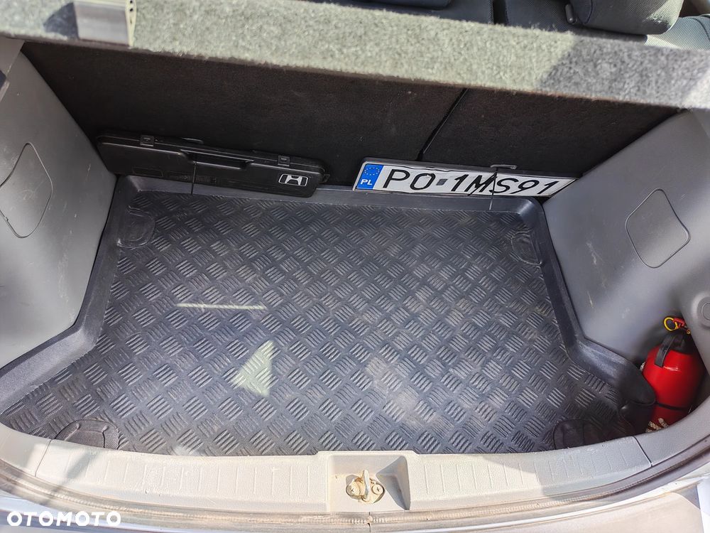Suzuki SX4 1.6 GS / Premium - 28