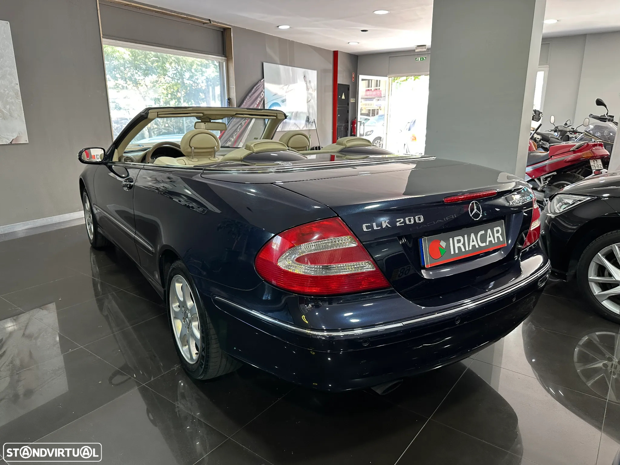 Mercedes-Benz CLK 200 K Elegance - 2
