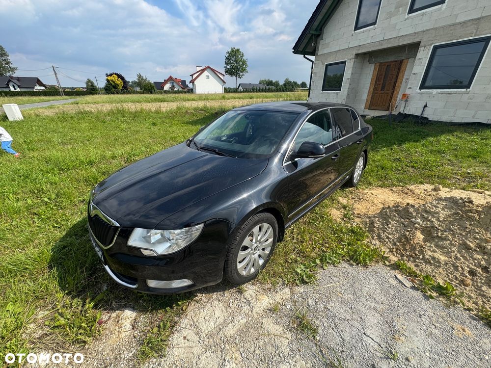 Skoda Superb 2.0 TDI Elegance - 2