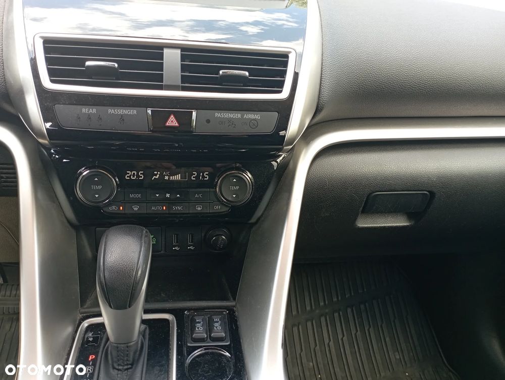 Mitsubishi Eclipse Cross 1.5 T Intense CVT - 9
