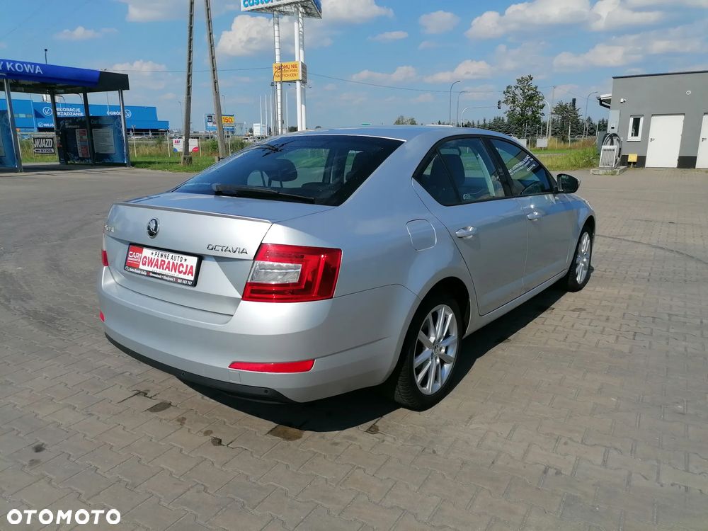 Skoda Octavia 1.8 TSI Style DSG - 6