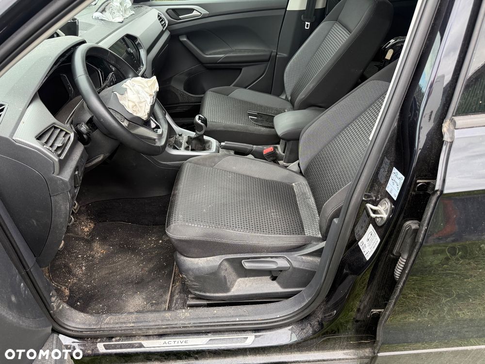 Volkswagen T-Cross - 6