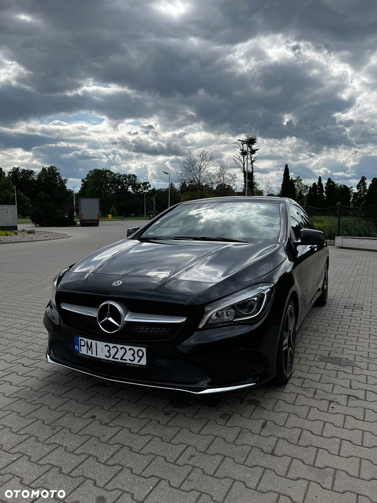 Mercedes-Benz CLA 180 - 1