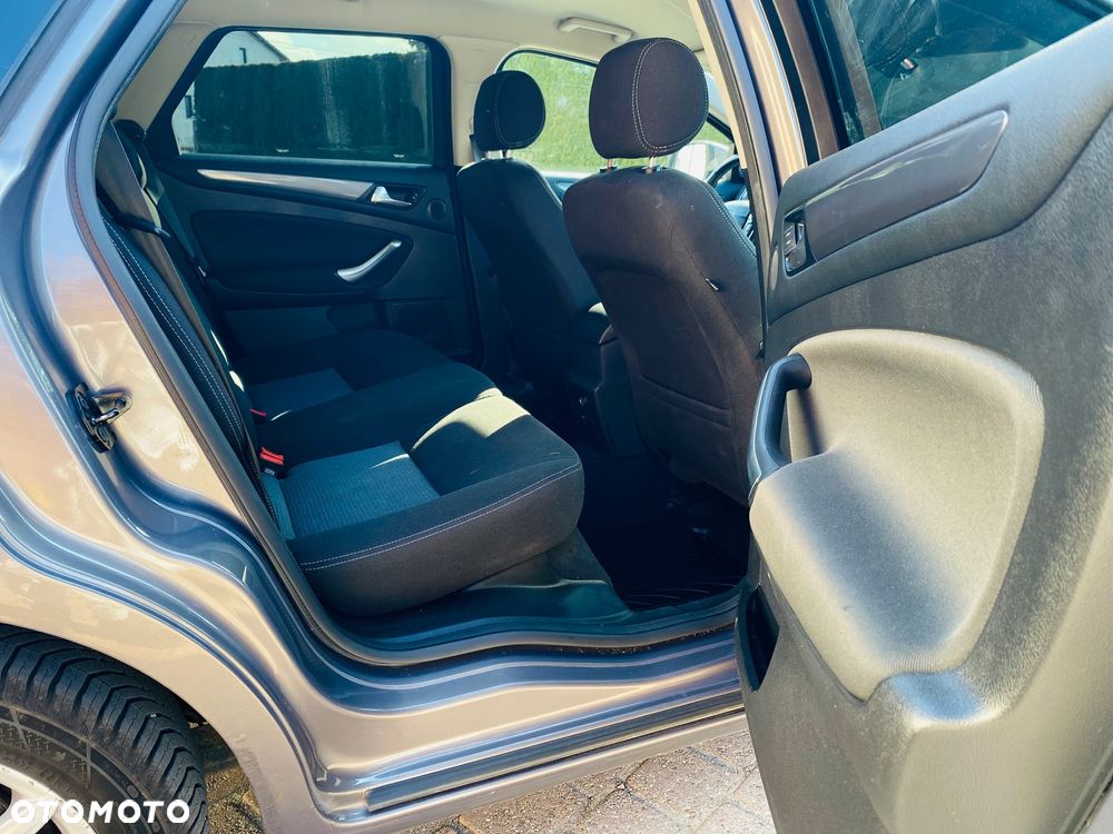 Ford Mondeo 2.0 TDCi Titanium - 30