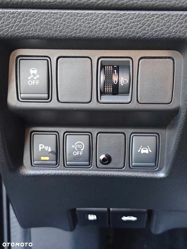 Nissan Qashqai 1.2 DIG-T Tekna - 25