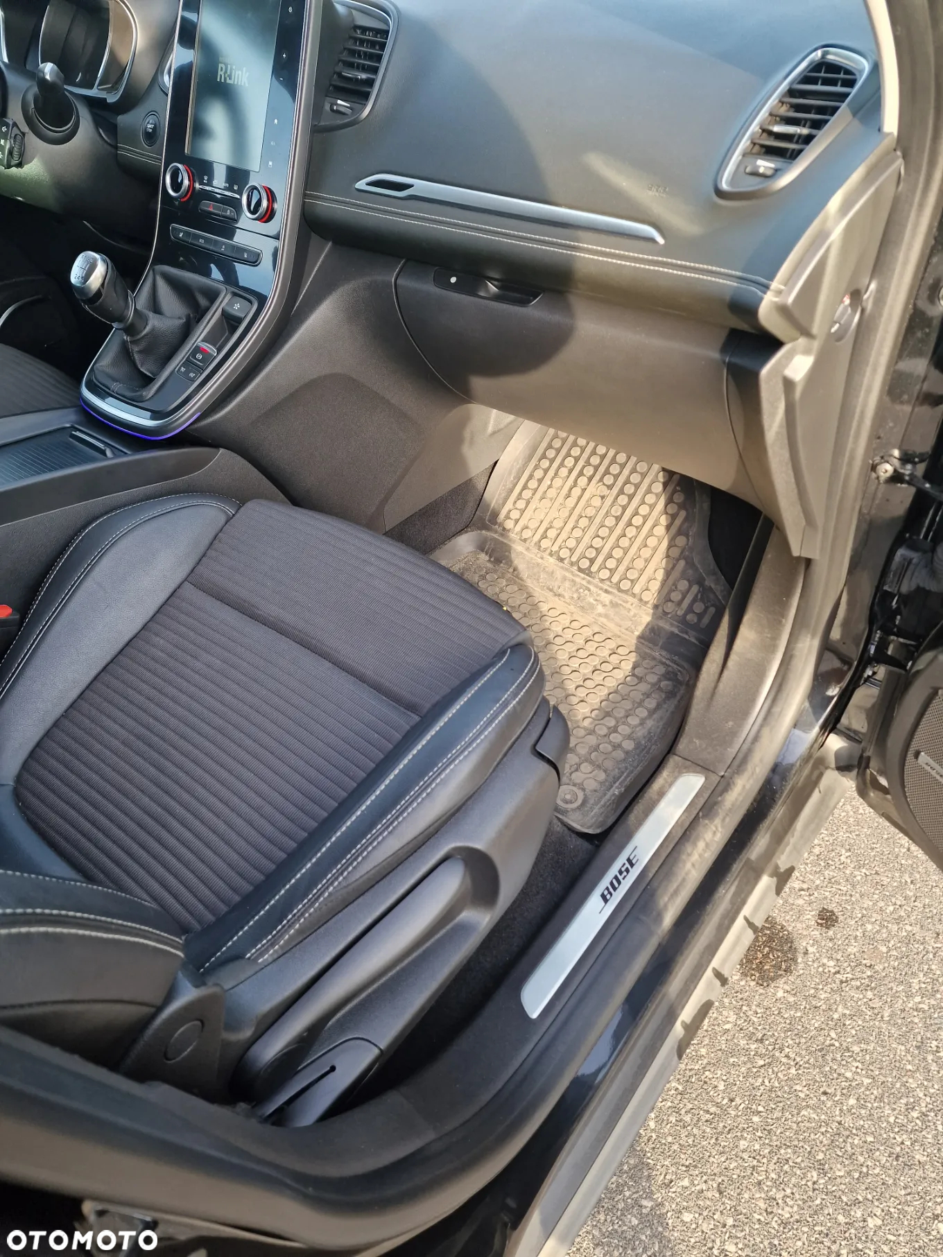 Renault Scenic 1.6 dCi Energy Bose Edition - 9