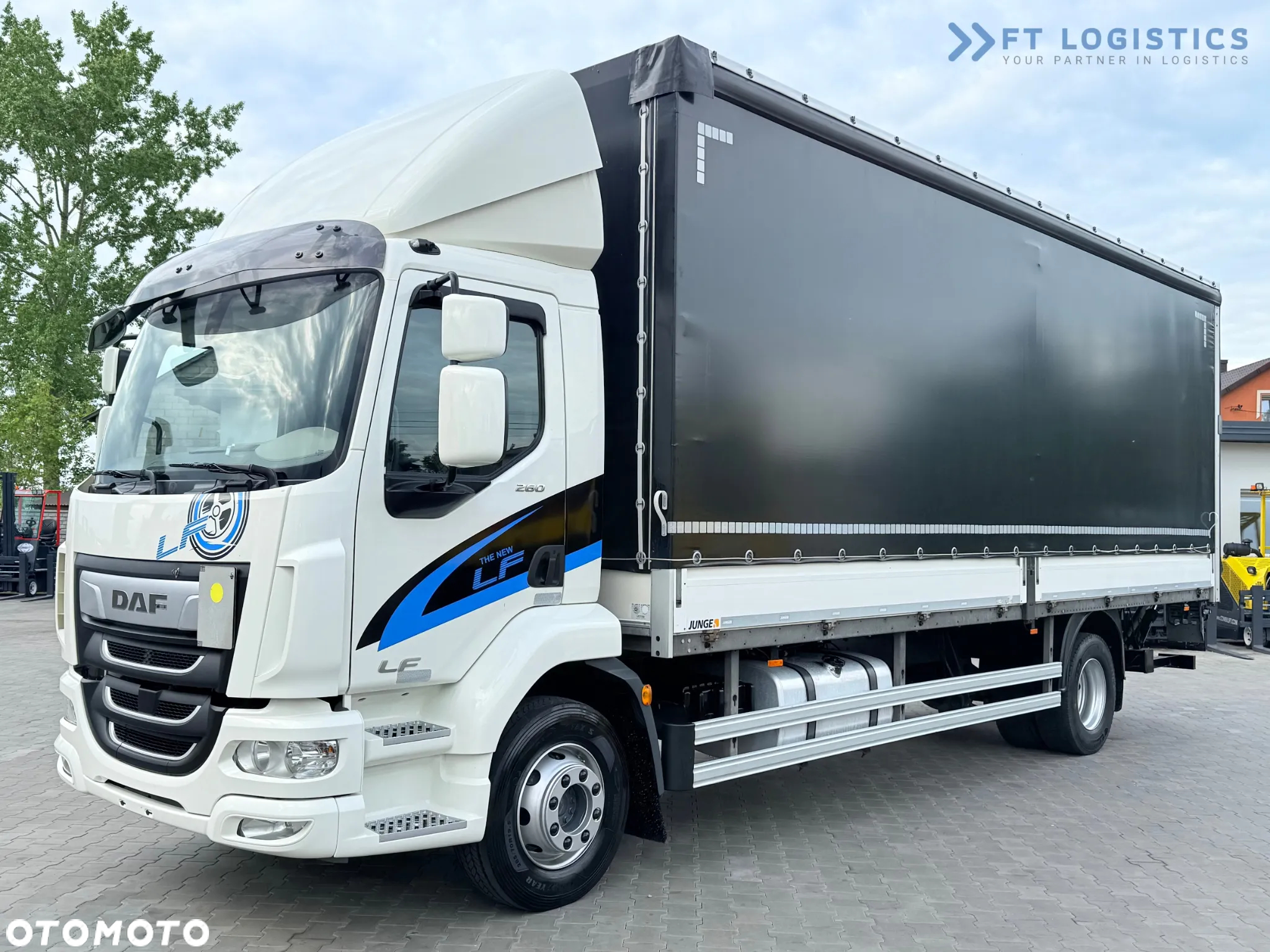 DAF LF 260 FA / AUTOMAT /  ŁADOWNOŚC 9255 / 4X2 / 18X PALETA / WINDA / BURTY / STAN IDEALNY! - 2