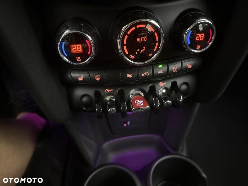MINI Cooper - 16